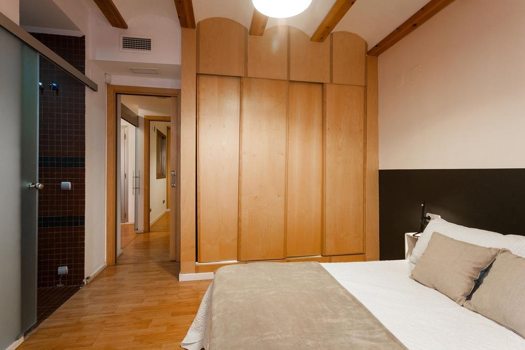 Like Apartments Lonja Валенсия Экстерьер фото