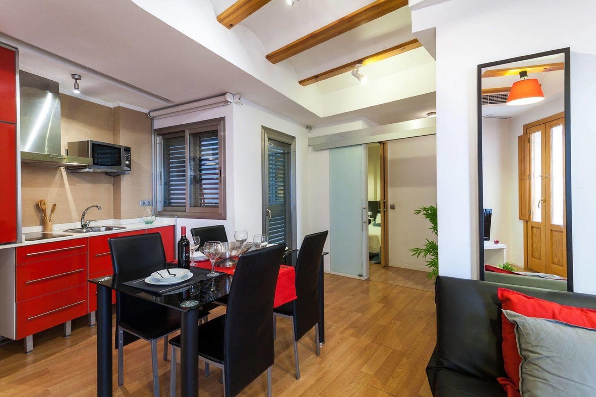 Like Apartments Lonja Валенсия Экстерьер фото
